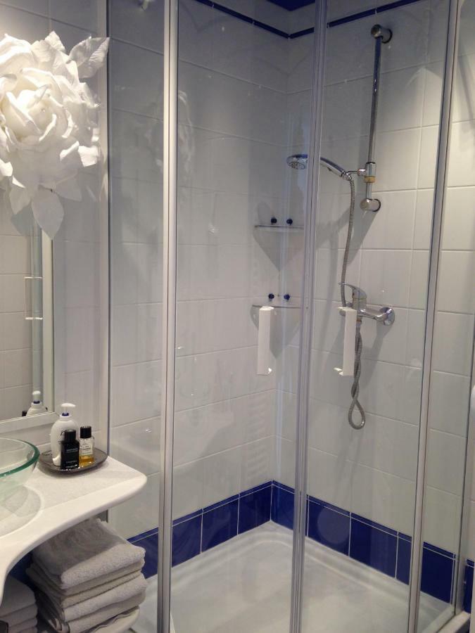 Luxury Apartment Facing The Mediterranean Sète Esterno foto